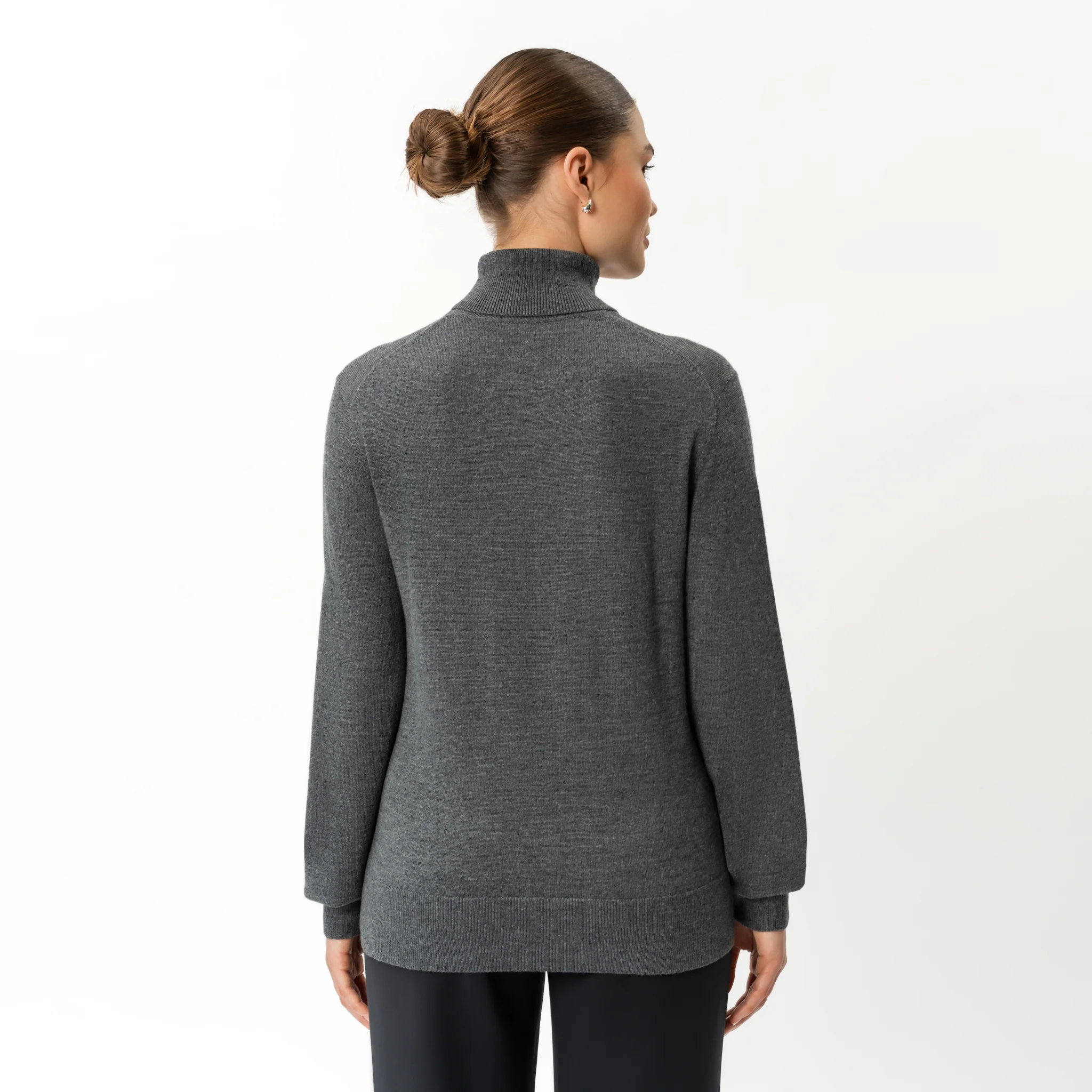 Merino Wool Relaxed Turtleneck - Image 4