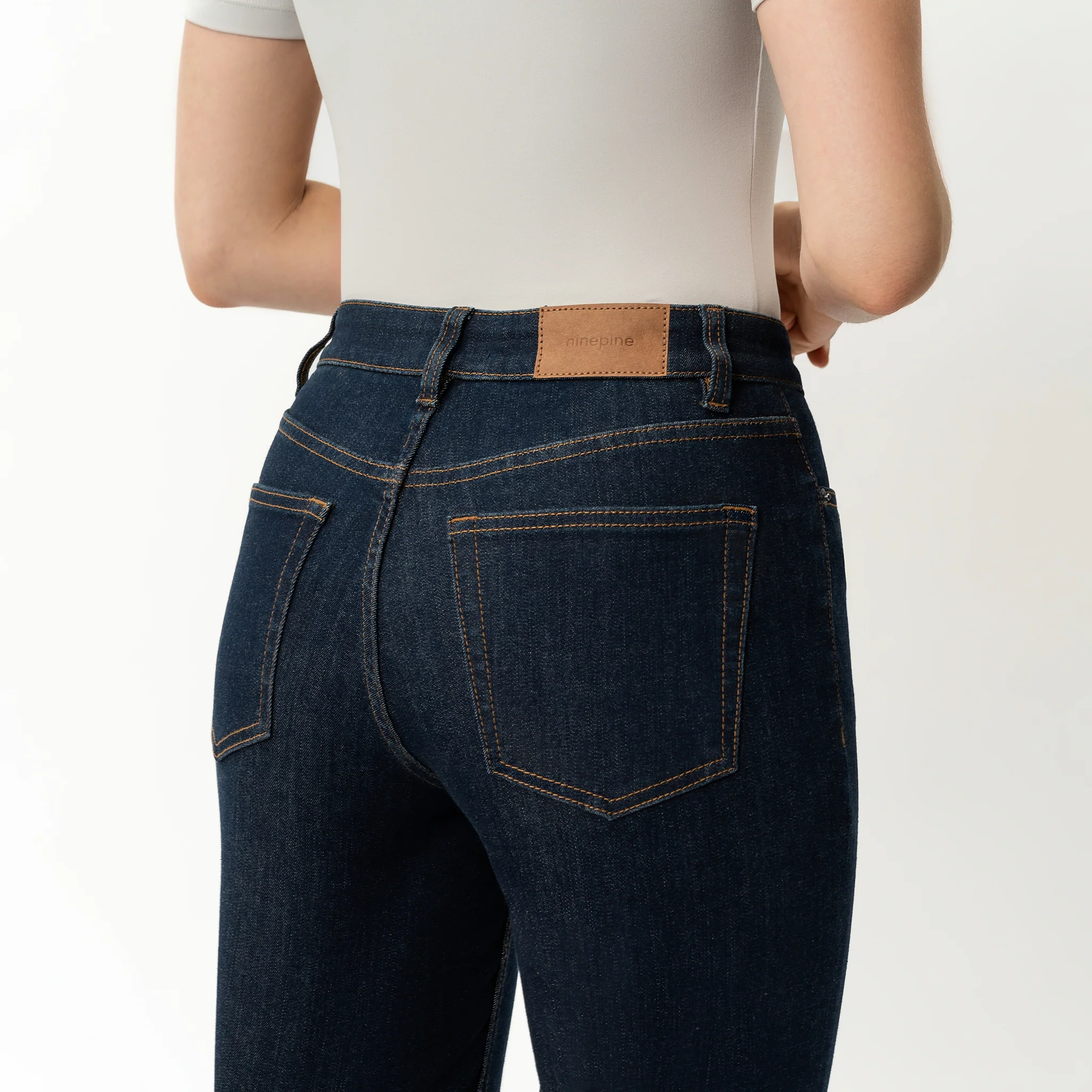 Slim ComfortDenim™ Jeans - Image 4